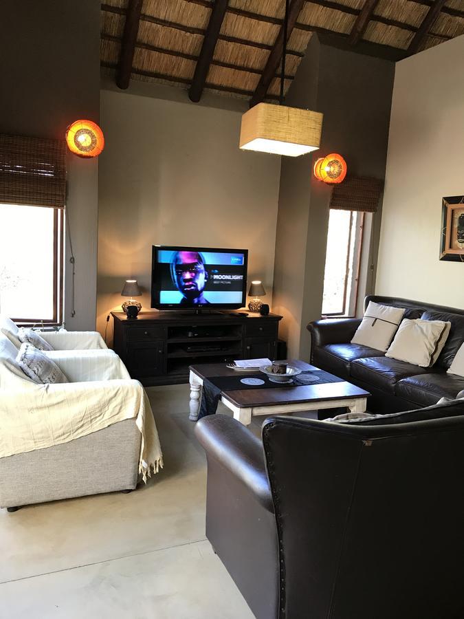 Leadwood Lodge Hoedspruit Exteriör bild
